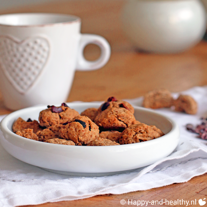 Crunchy kruidnootjes, happy and healthy style